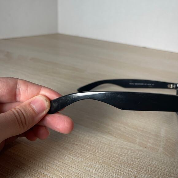 Ray-Ban RB2132 New Wayfarer 901 Sunglasses Black FRAME ONLY 55-18 Italy - Picture 8 of 9